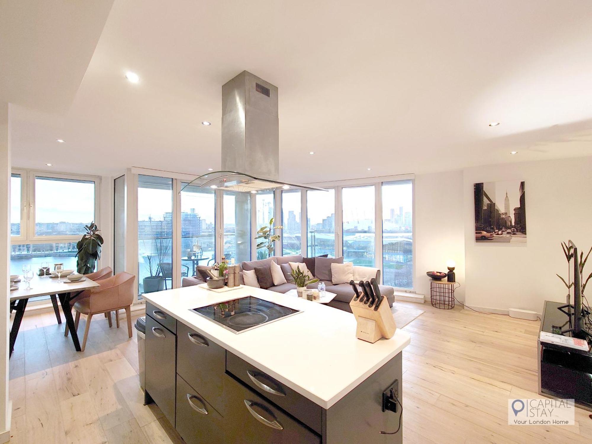 Deluxe Two Bed Apartment With River & City View Лондон Экстерьер фото
